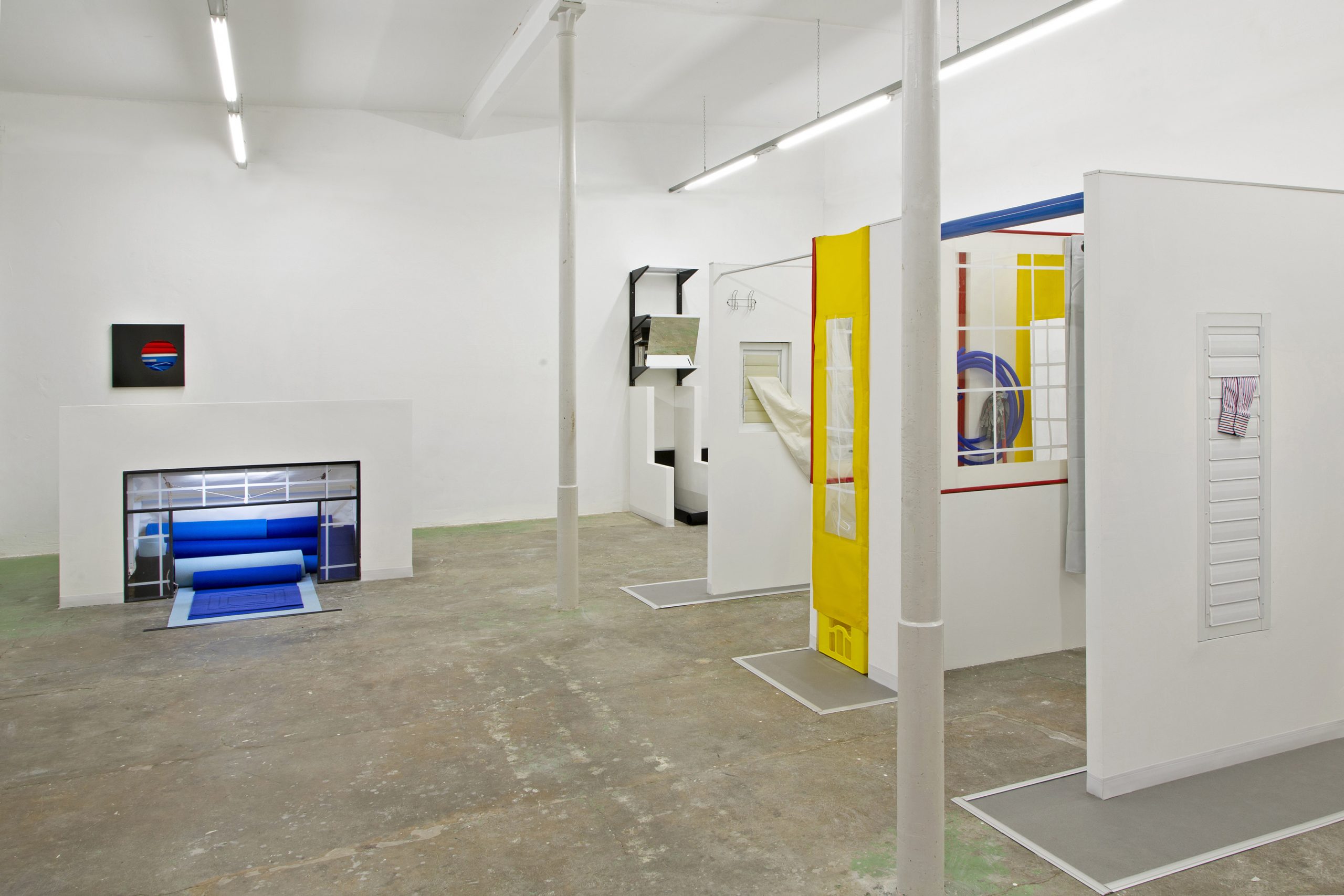 Hilla_Toony_Navok_Rolling_Rooms_On_Curating_001
